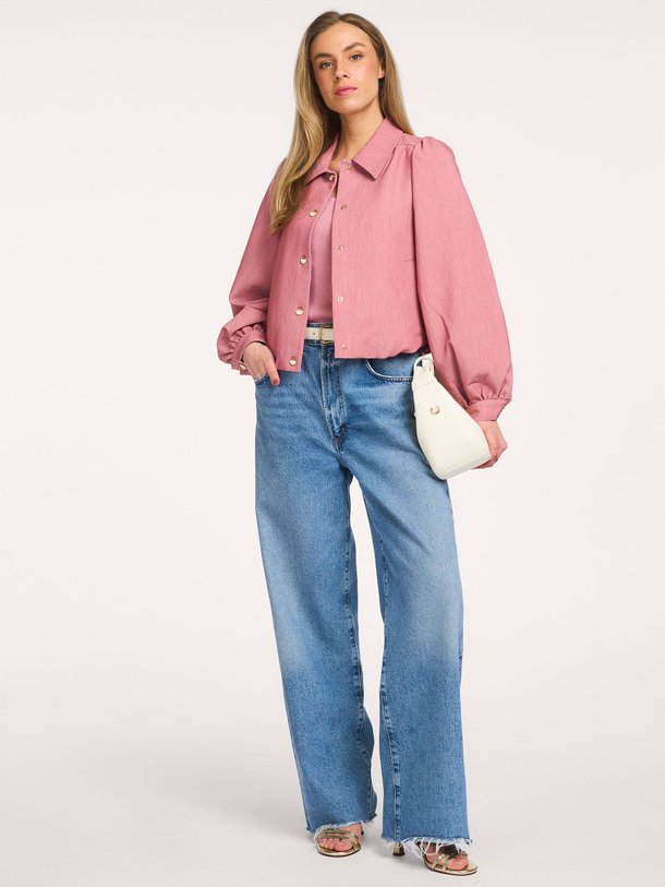 Ontdek de Sandy, viscose mix jacket van Aaiko in de kleur roze bij Orangebag. Voor 21:45 besteld, morgen in huis!