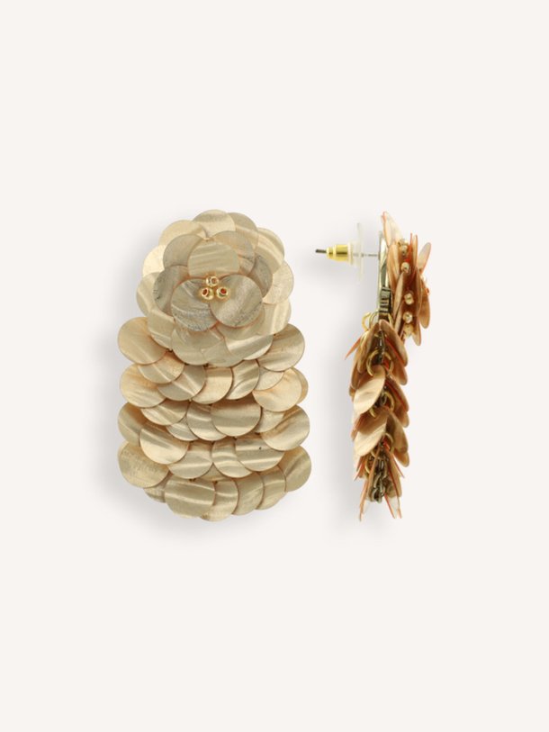 CE SQ Sequin Shell Look Waterfall