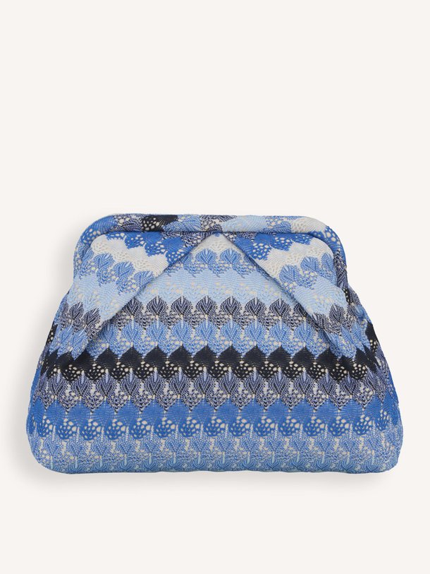 Ontdek de Bonita, woven clutch van Becksondergaard in de kleur blauw bij Orangebag. Voor 21:45 besteld, morgen in huis!