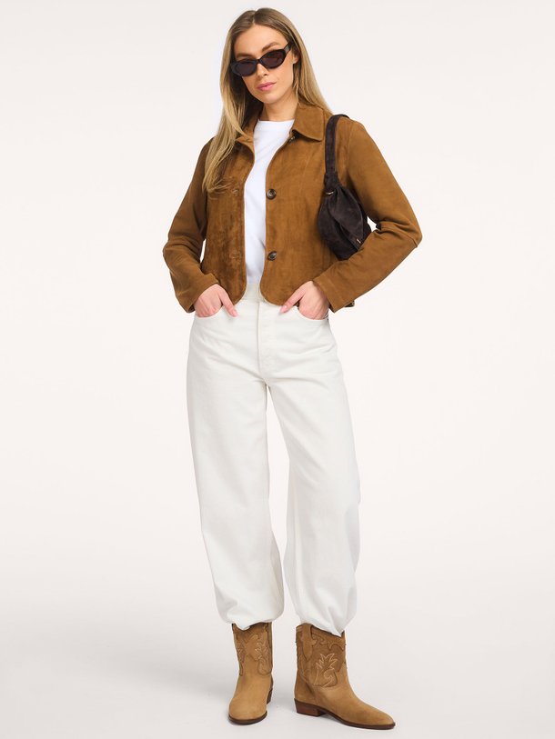 Ontdek de Rocky, suede jacket van Alter Ego in de kleur camel bij Orangebag. Voor 21:45 besteld, morgen in huis!