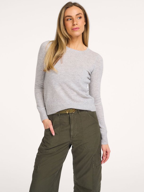 Ontdek de Catelina, cashmere jumper van Absolut Cashmere in de kleur grijs bij Orangebag. Voor 21:45 besteld, morgen in huis!