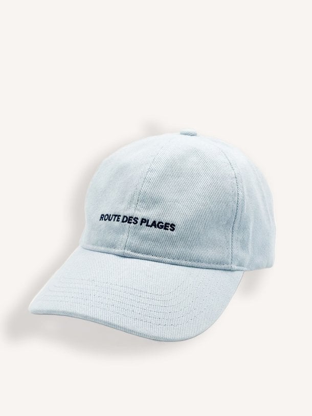 Ontdek de Cotton cap with embroidery van Alchemist in de kleur lichtblauw bij Orangebag. Voor 21:45 besteld, morgen in huis!