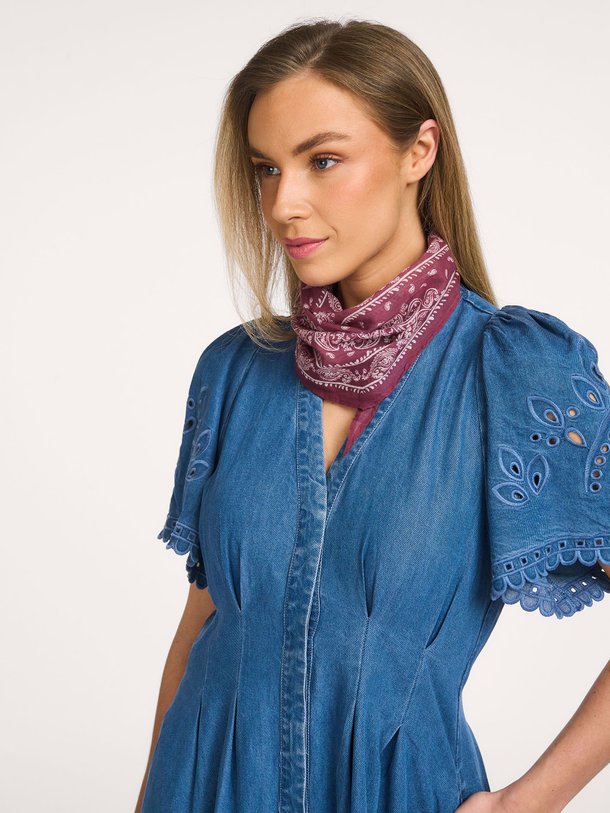 Kinessa Paisley Scarf