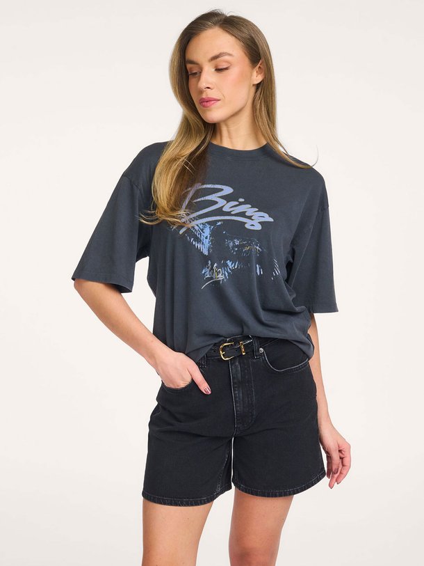 Ontdek de Kent, cotton T-shirt with print van Anine Bing in de kleur zwart bij Orangebag. Voor 21:45 besteld, morgen in huis!